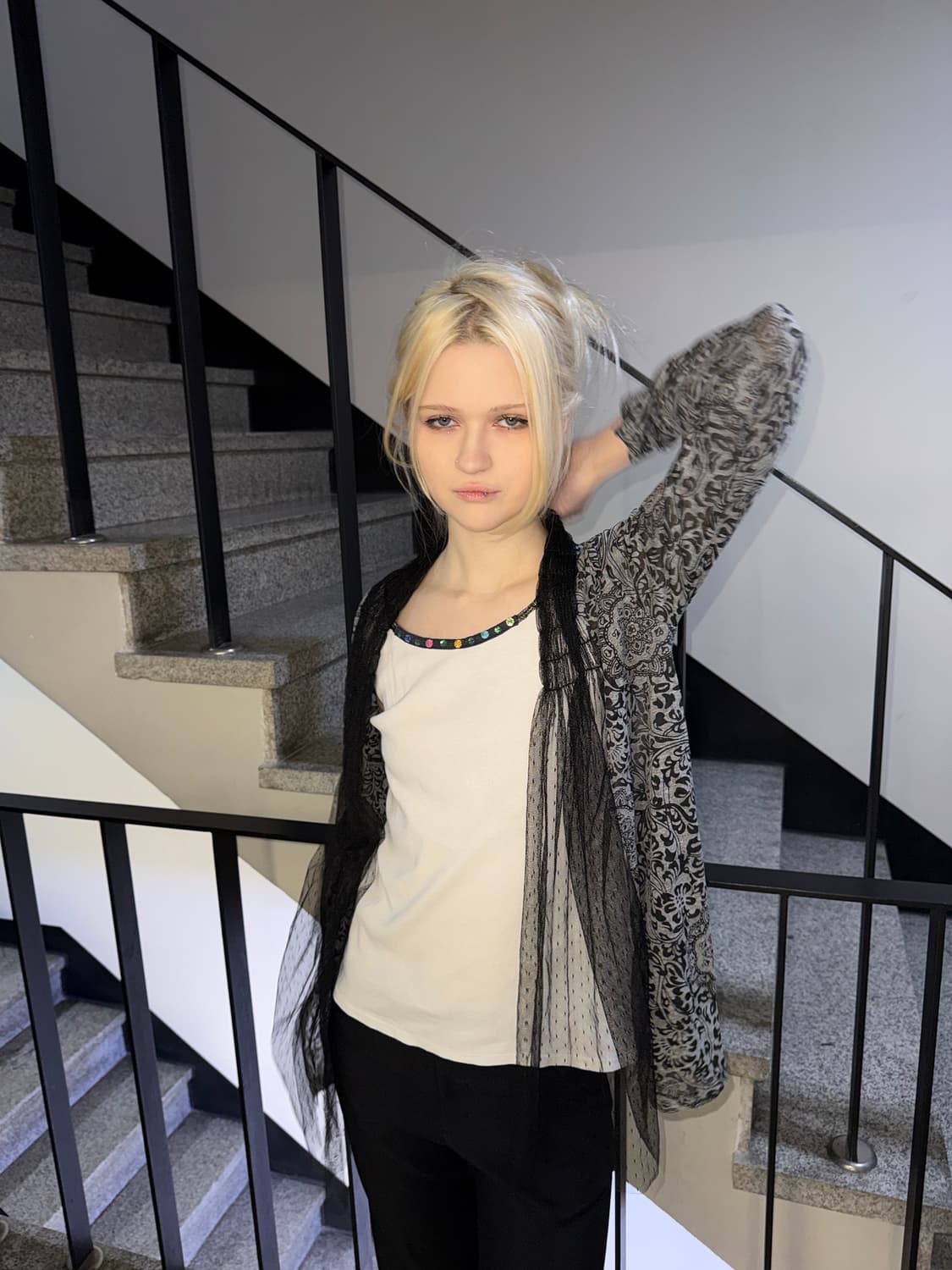 layered lace see-through cardigan 상품이미지4