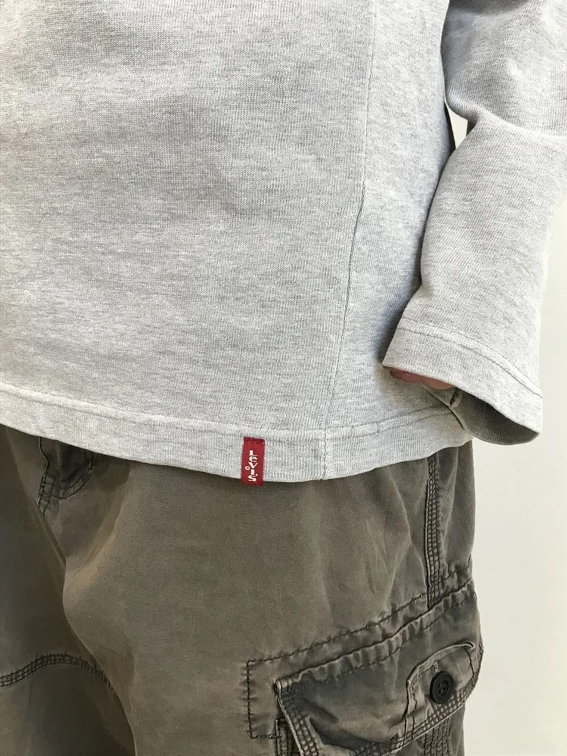 Levi's Gray Long Sleeve 상품이미지2