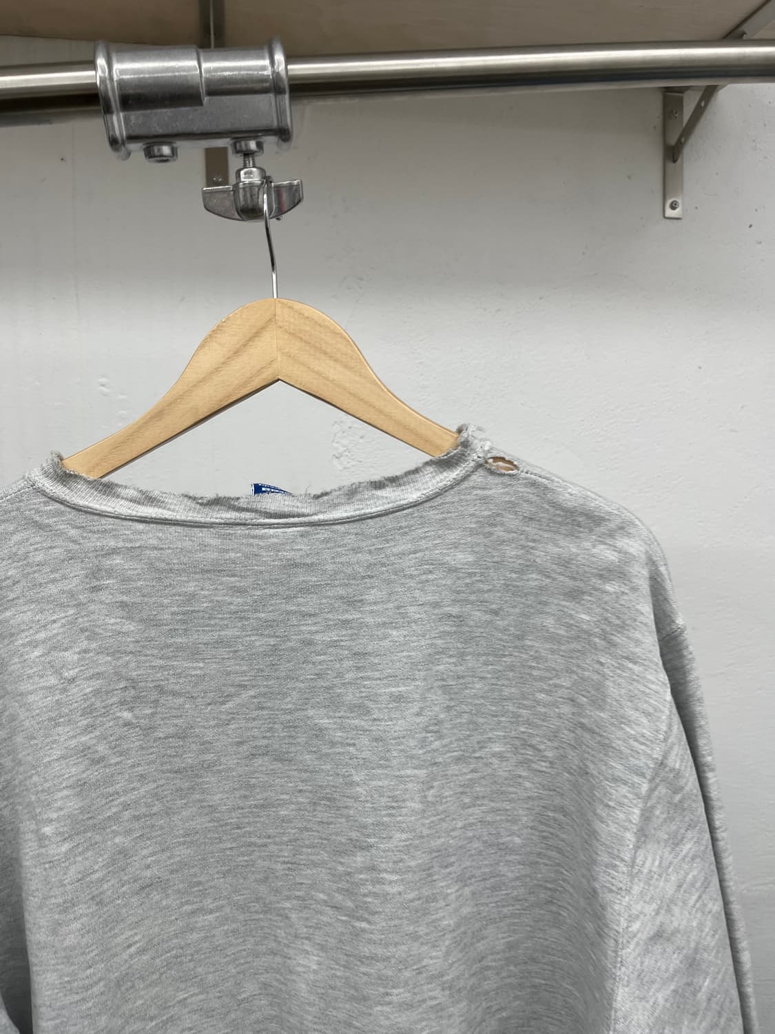 L) 90's USA MADE CHAMPION V-GUESST 맨투맨 상품이미지3