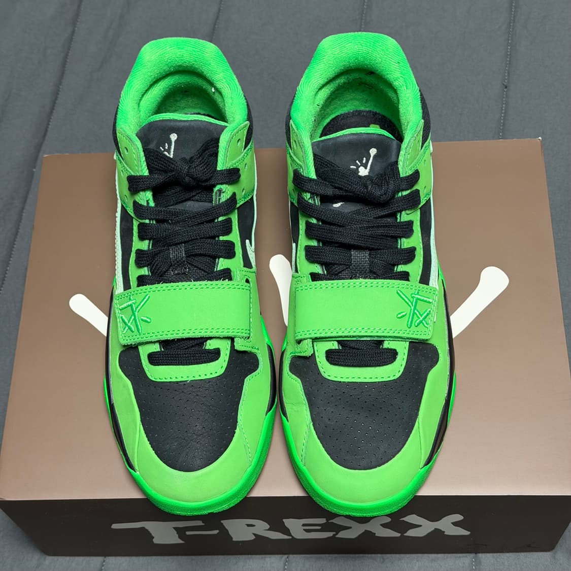 [260] 트래비스 스캇 T-렉스 그린 스파크(점프맨잭 티렉스) 상품이미지5