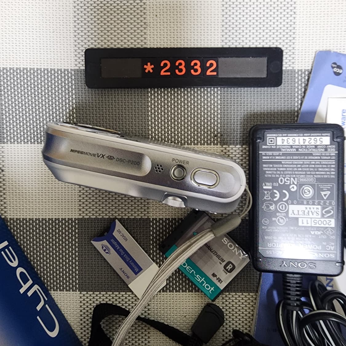 소니 사이버샷 DSC-P 200 디지털카메라 박스품 상품이미지3