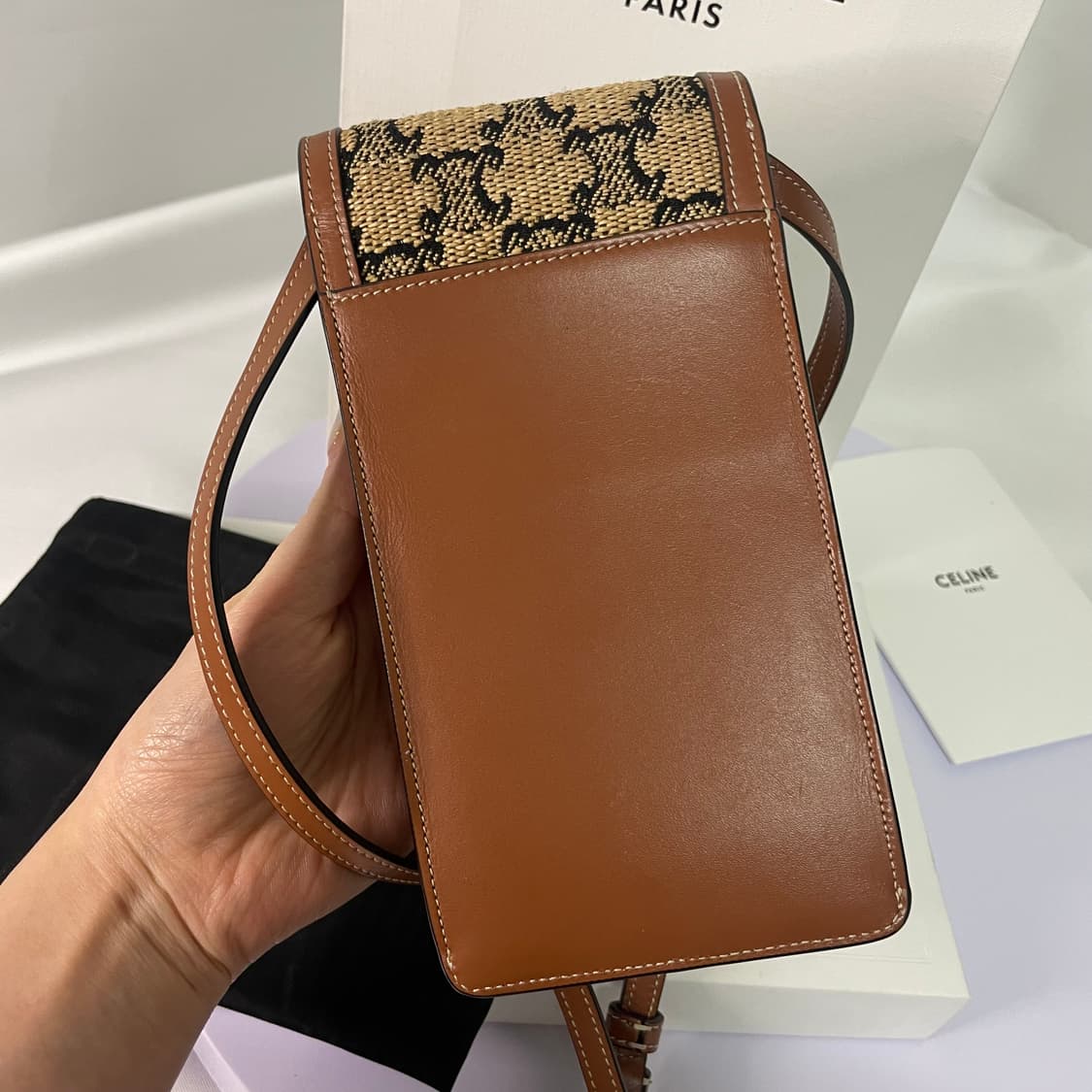 [S급] 셀린느 트리오페 버티컬 폰 파우치 미니 크로스백 상품이미지8