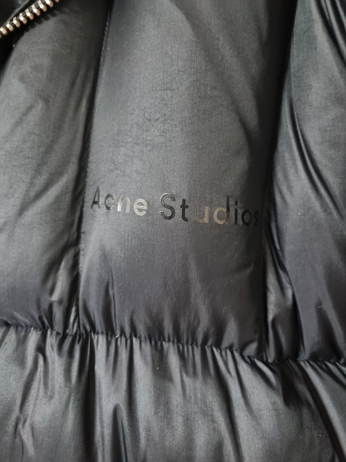 아크네스튜디오 패딩 블랙 48 상품이미지3