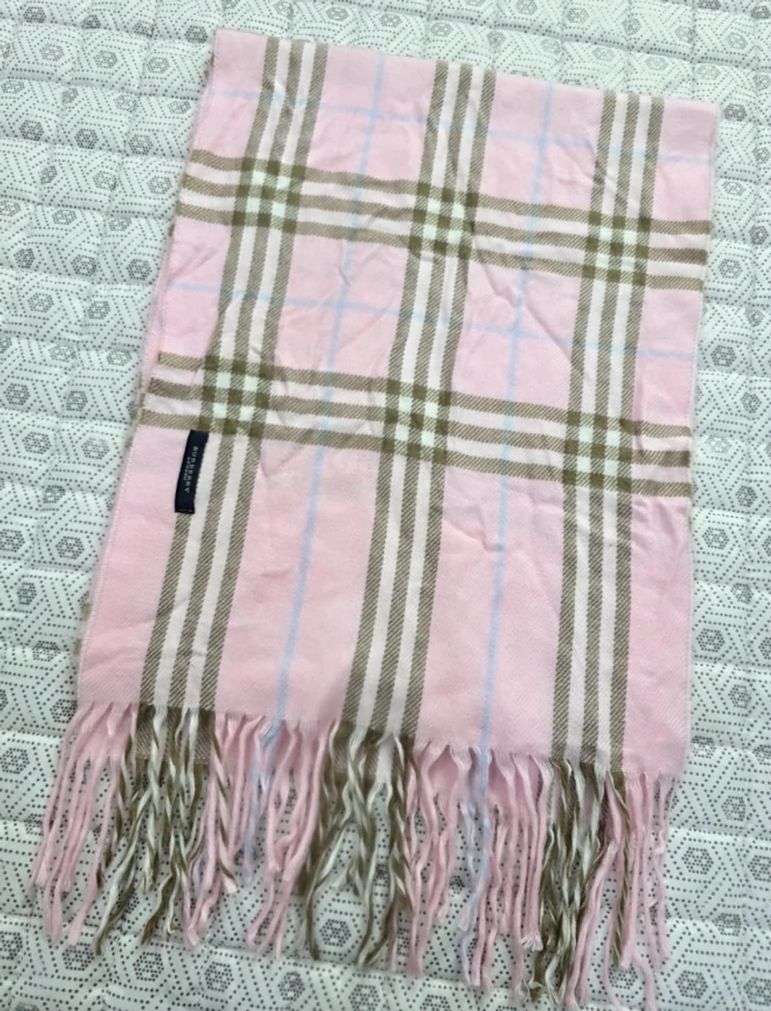 버버리 핑크 체크 머플러 상품이미지5