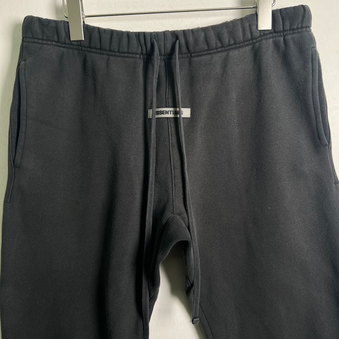 피어오브갓 에센셜 블랙 조거 팬츠 M 상품이미지4