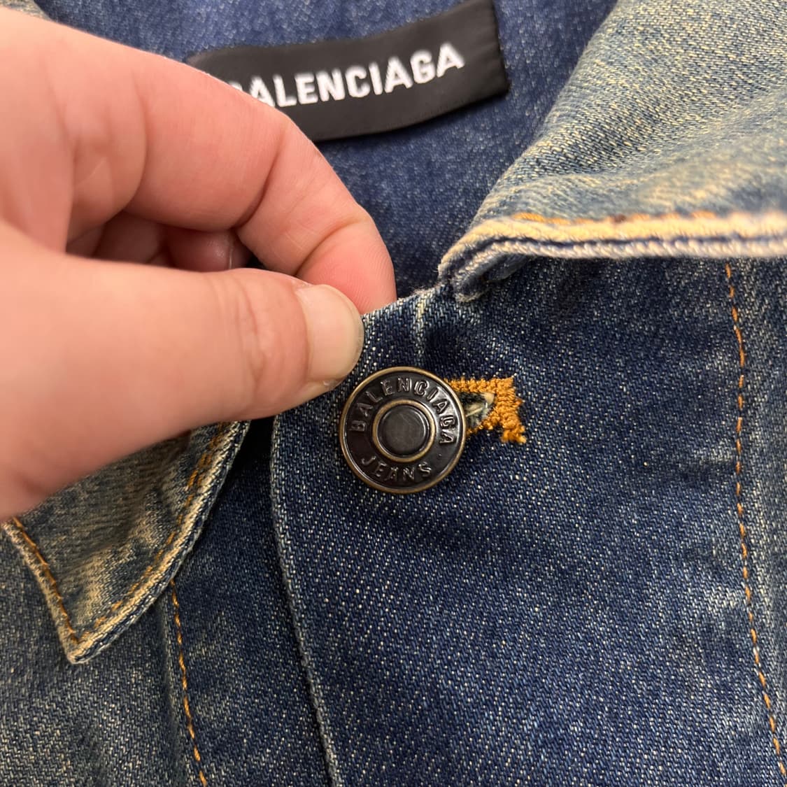 100 발렌시아가 2018 데님 자수 청자켓 상품이미지5
