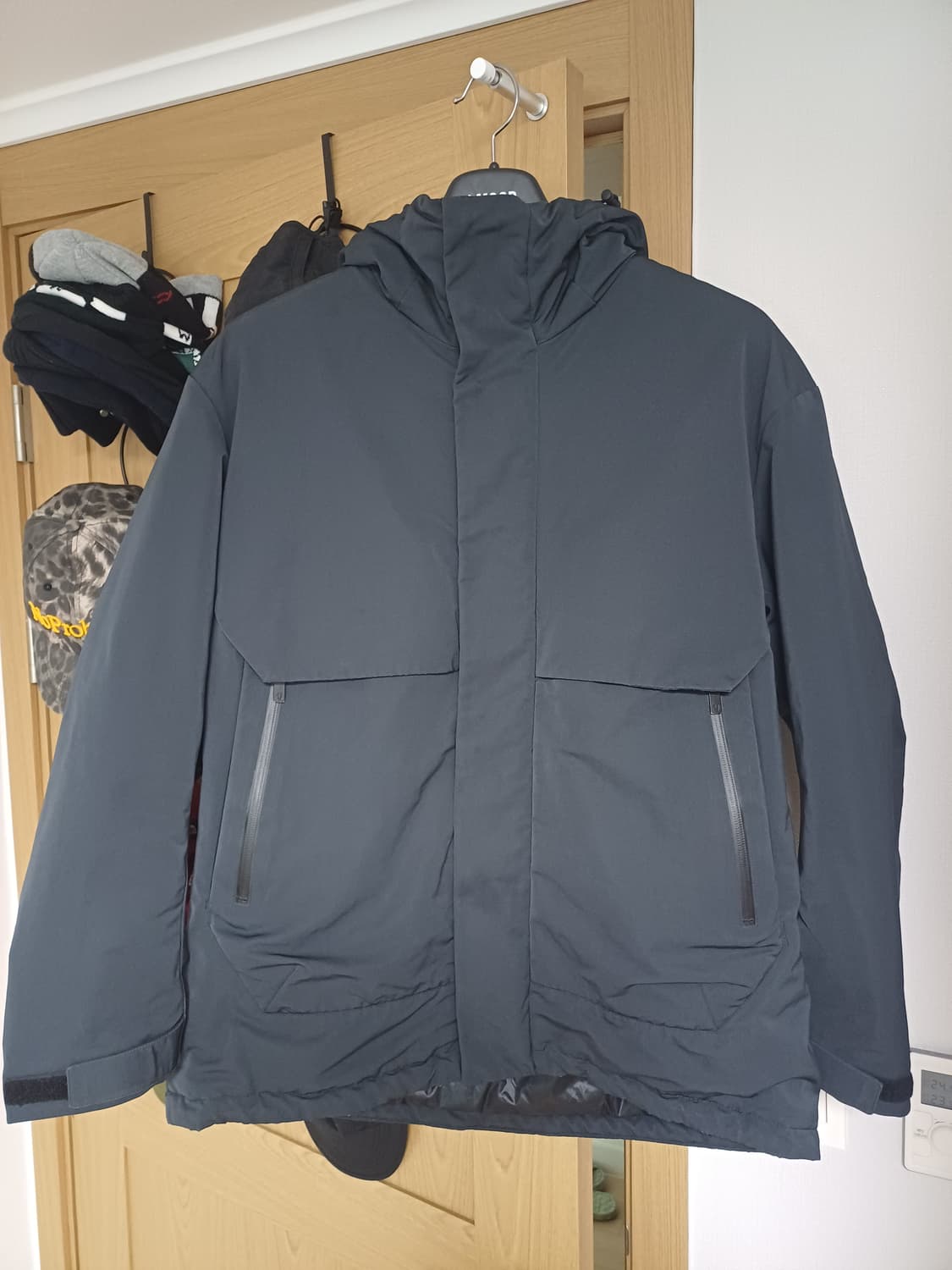 [M사이즈] 유니클로 질샌더 j+ 하이브리드 다운 오버사이즈 파카 상품이미지1