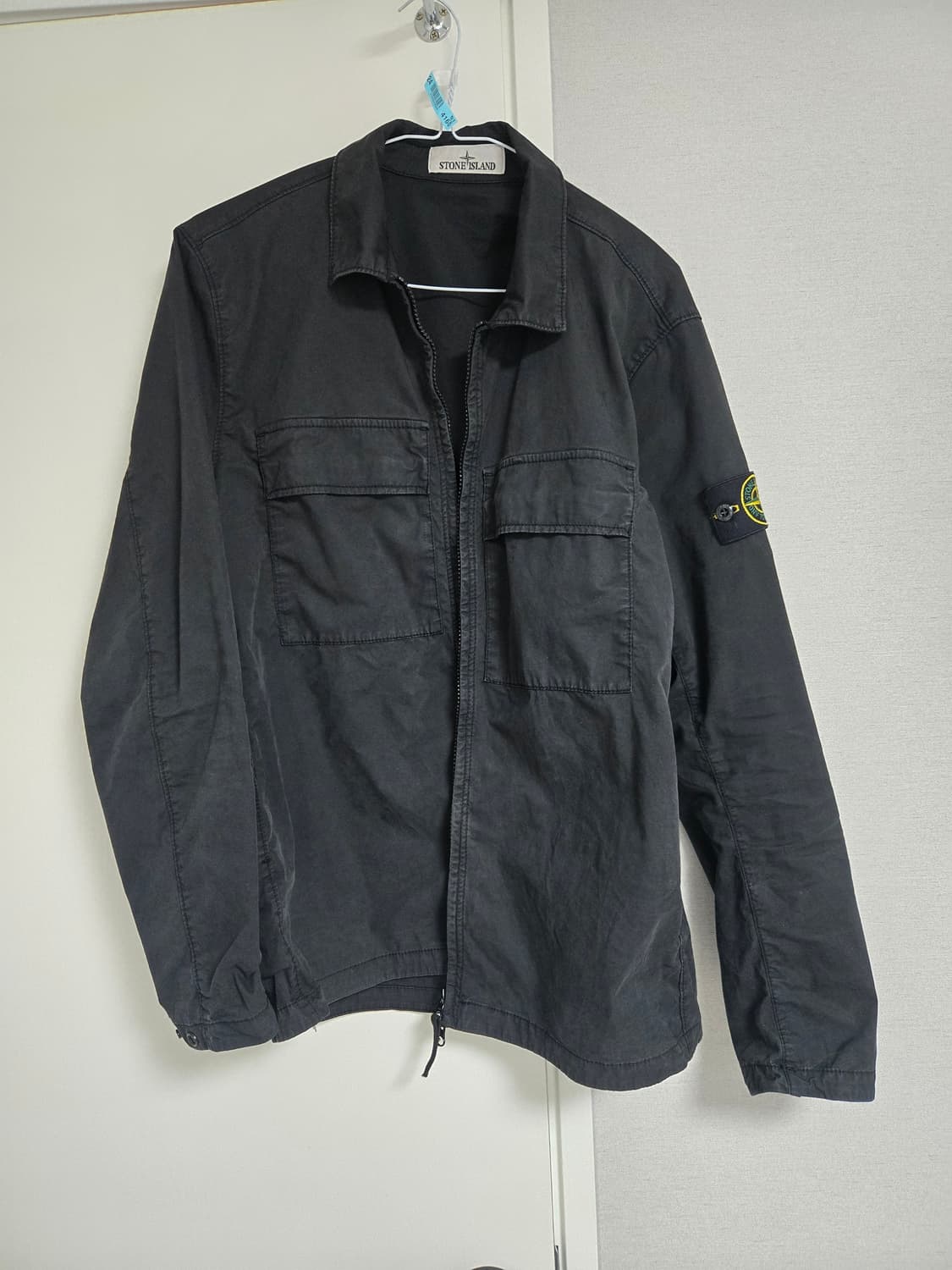 스톤아일랜드 더블포켓 블랙 오버셔츠 M사이즈팝니다 상품이미지1