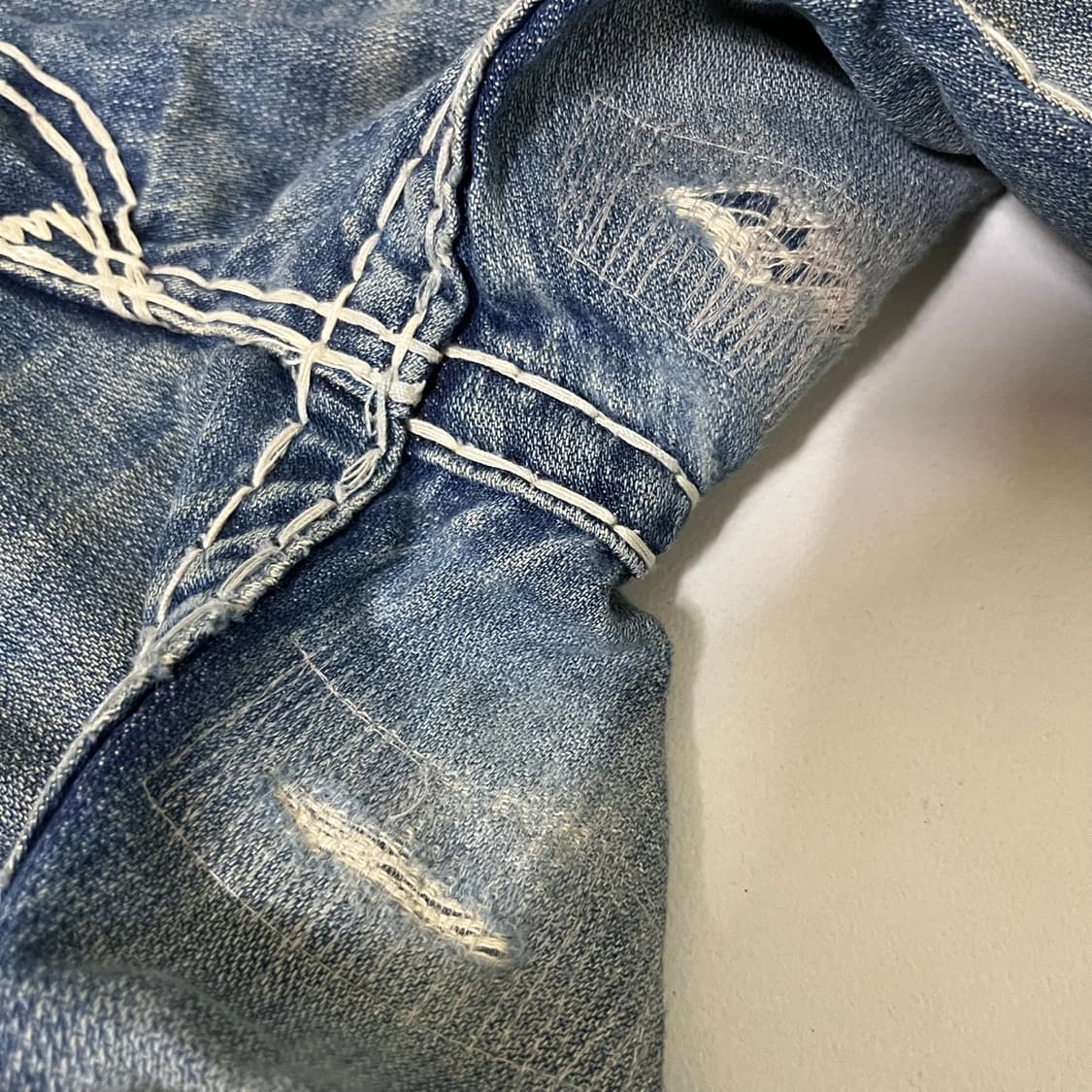 [True Religion] 트루릴리전 빌리 수퍼T 플레어 데님팬츠 상품이미지7