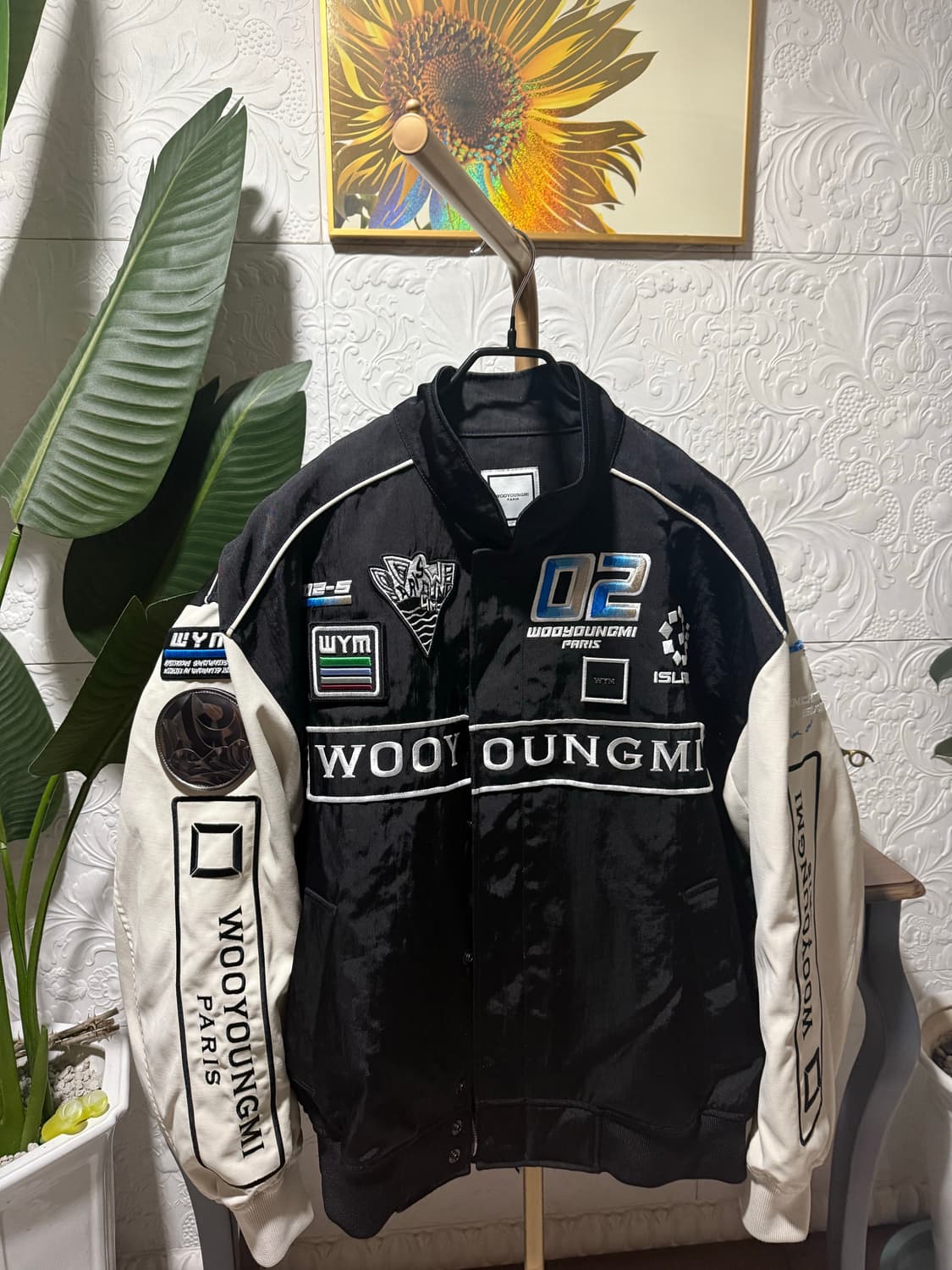 우영미 엠블럼 나일론 자켓 50 상품이미지1