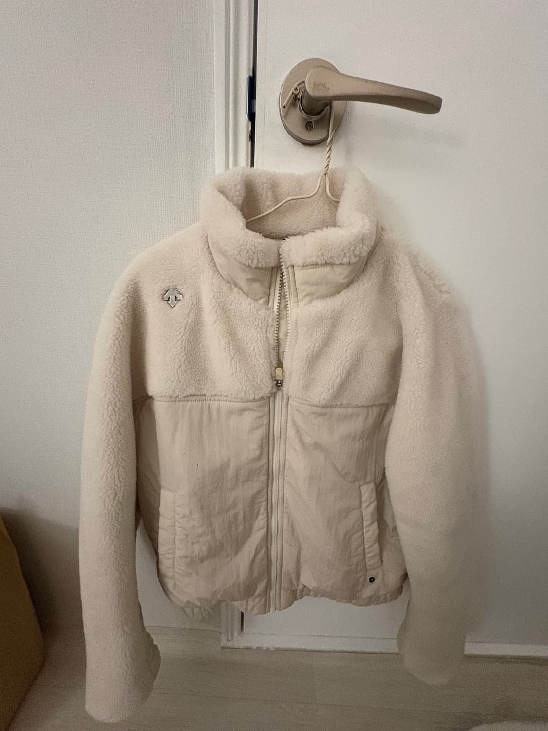 데상트 여성 플리스 후리스 상품이미지1