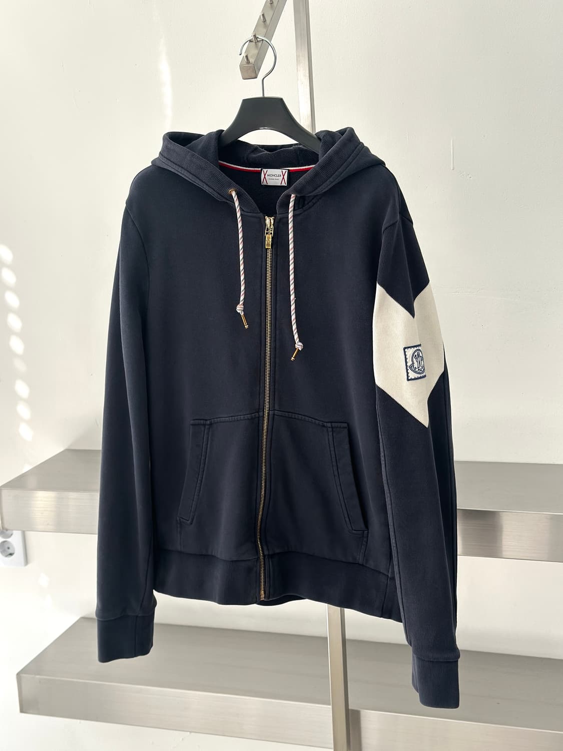 몽클레어 네이비 감마블루 후드집업  상품이미지1