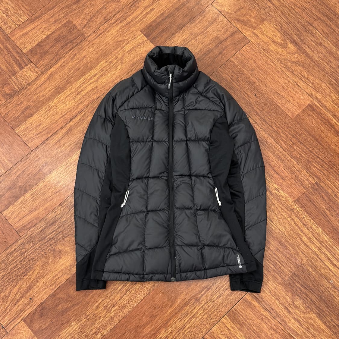 여성용 S MAMMUT 마무트 퍼텍스 블랙 경량 패딩 자켓  상품이미지1