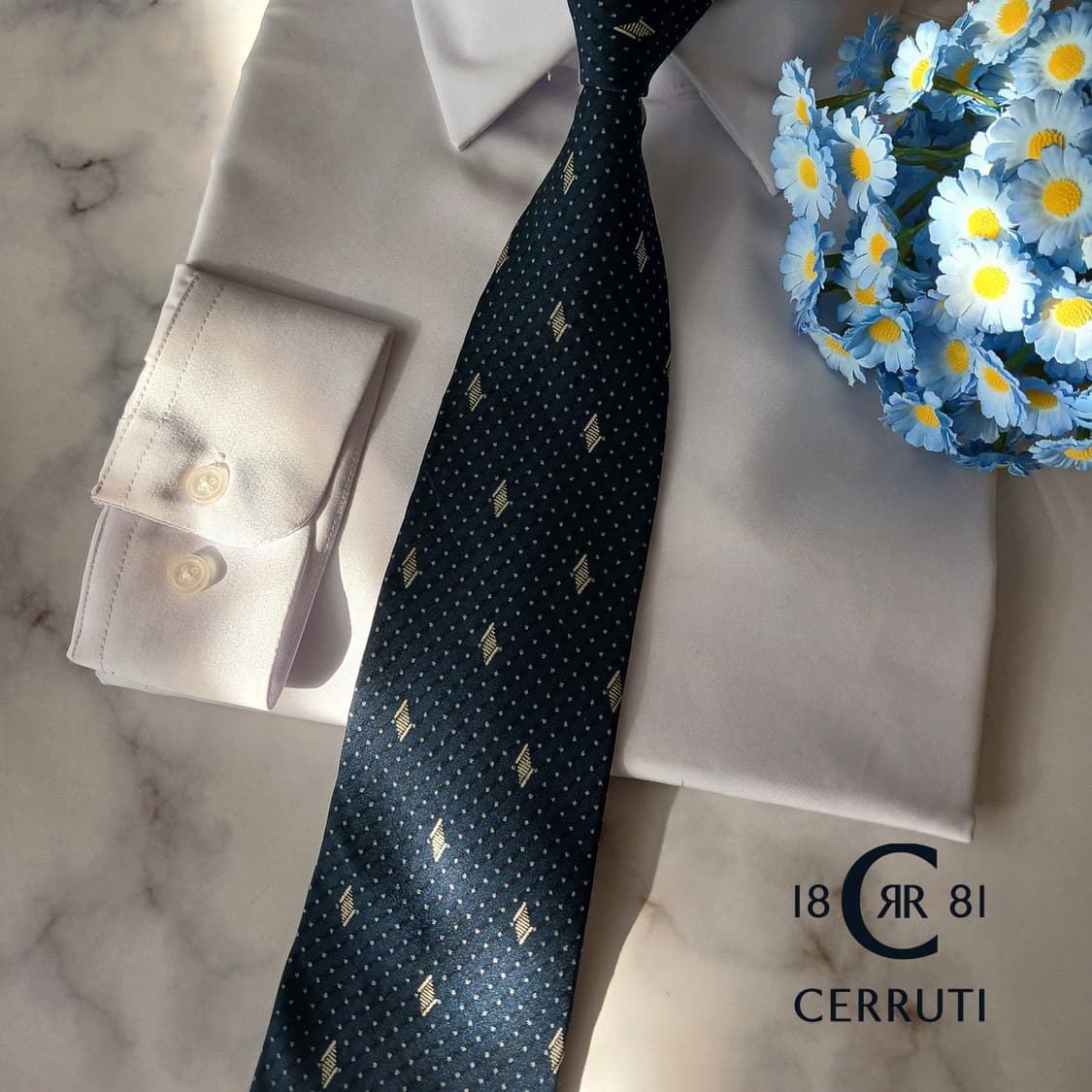 세루티 실크 네이비 마이크로 패턴 넥타이 9.1cm A+등급 A19196 상품이미지1