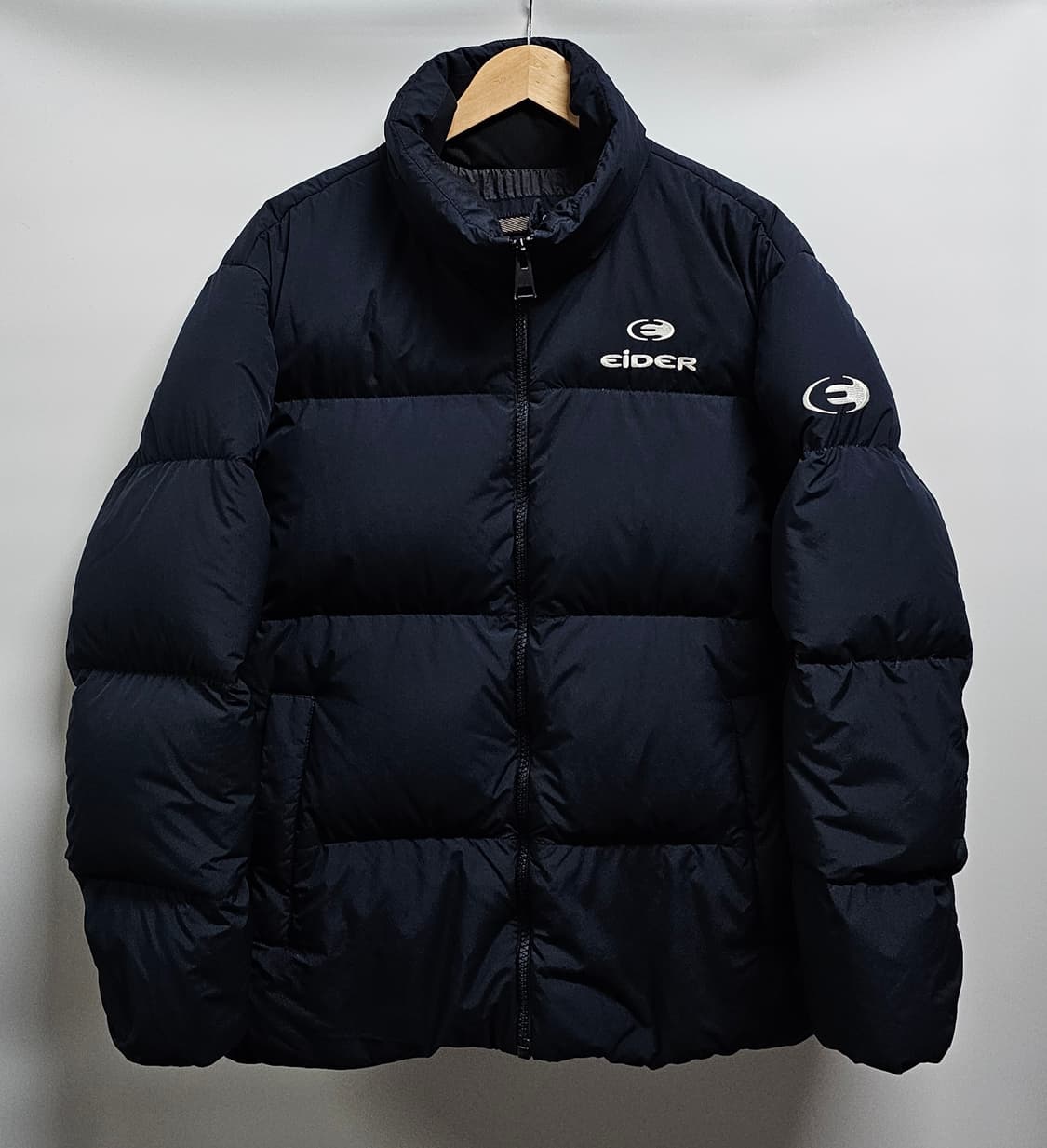 아이더 구스다운 숏패딩 M 상품이미지1