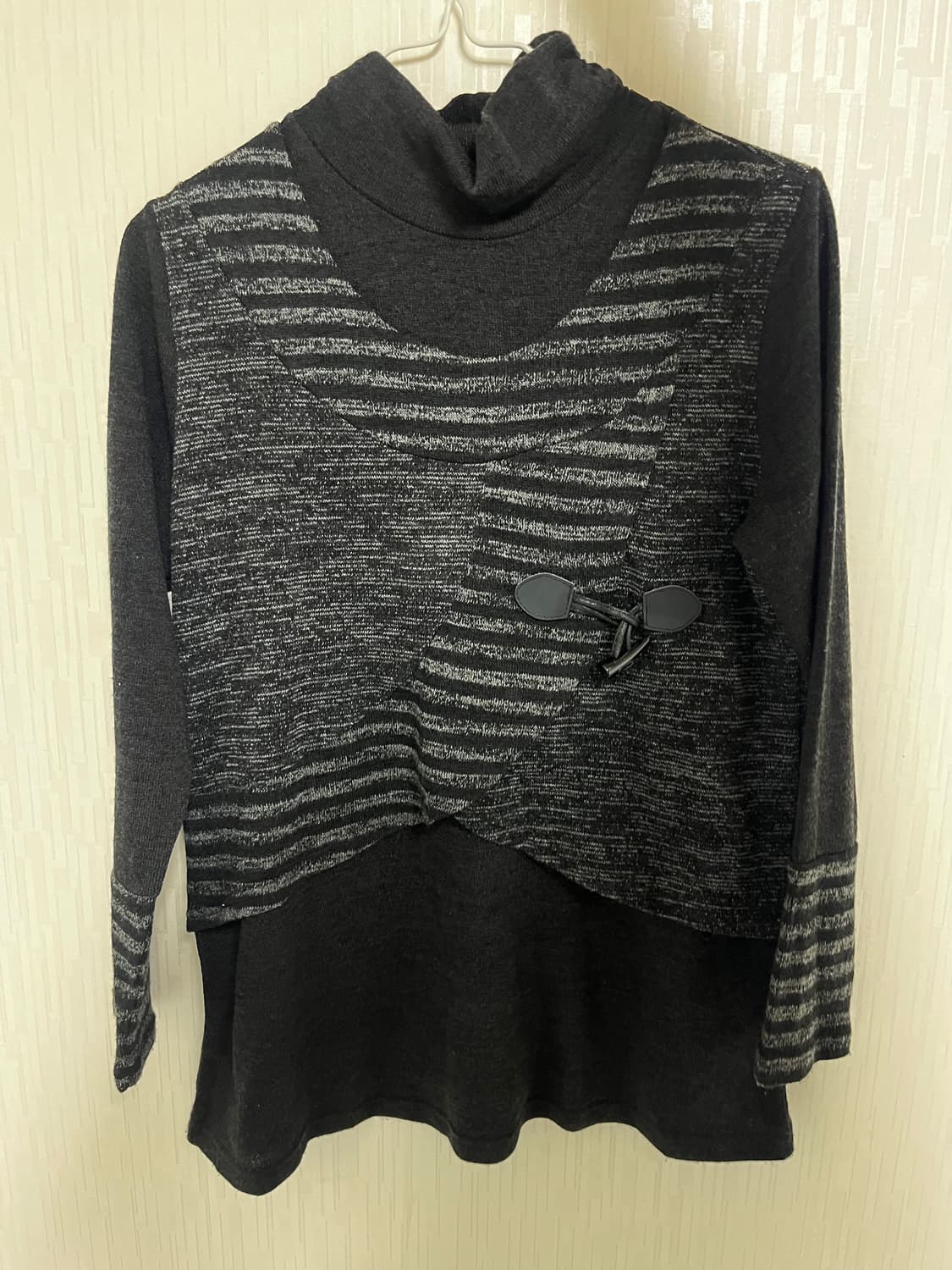 토글 레이어드 검정 긴팔 니트 모리걸 상품이미지4