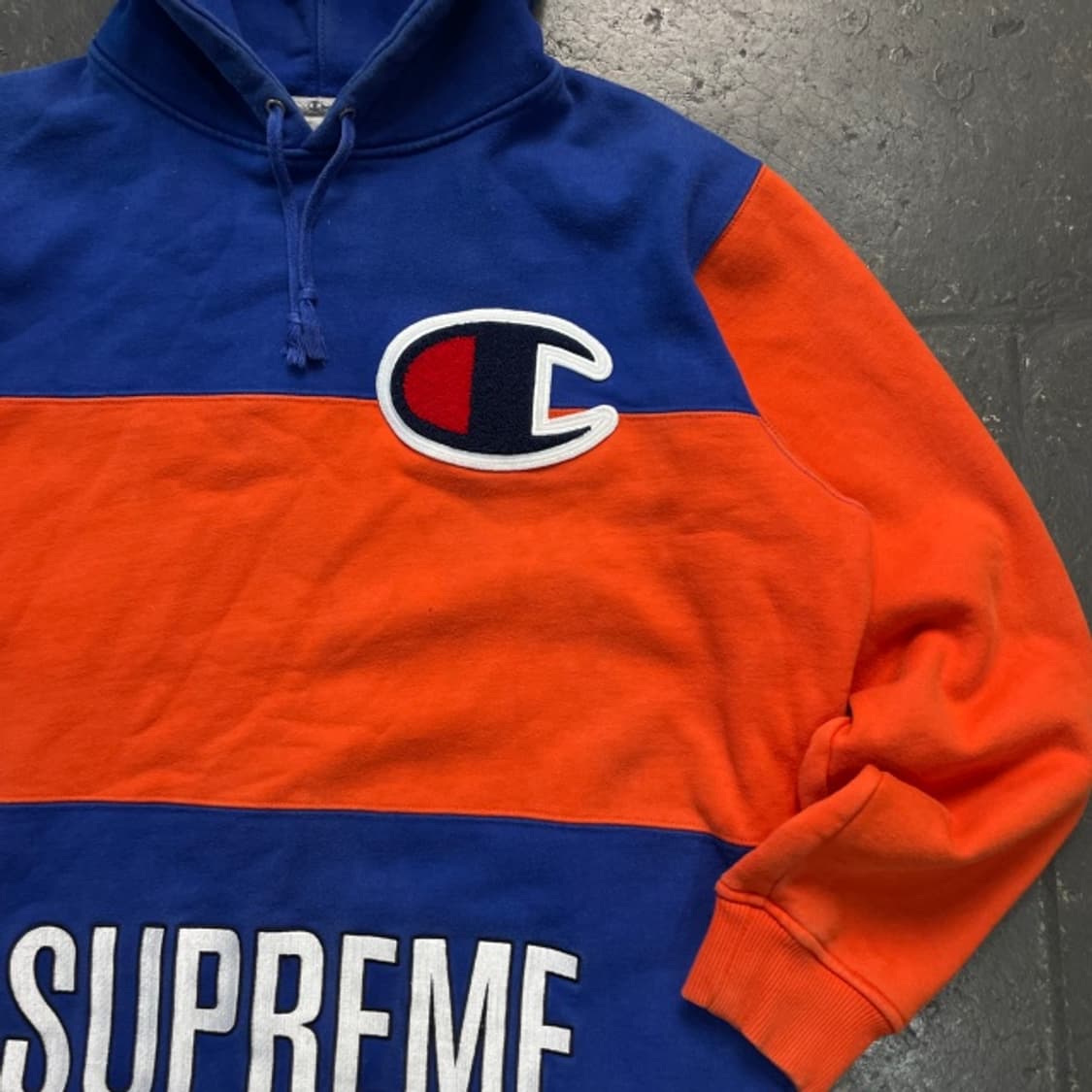 100 챔피언 X 슈프림 후드티  상품이미지2