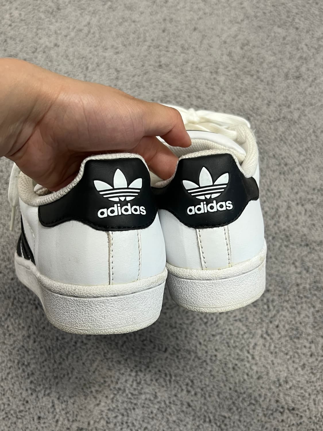 (220) 아디다스 슈퍼스타 파운데이션 흰검 상품이미지3