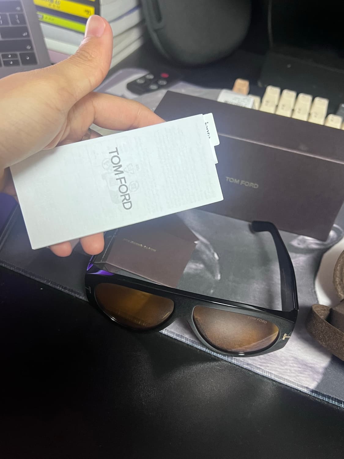 톰포드 선글라스 (남녀 상관x) 상품이미지8