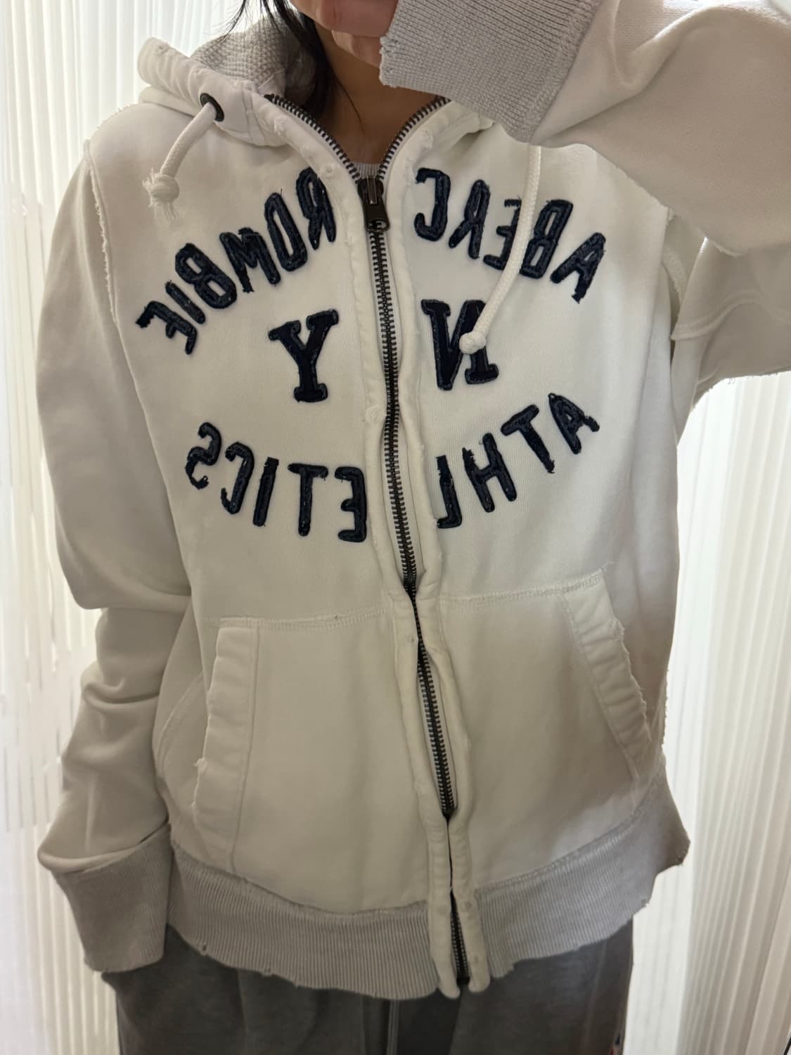 아베크롬비 화이트 후드집업 xl 상품이미지1