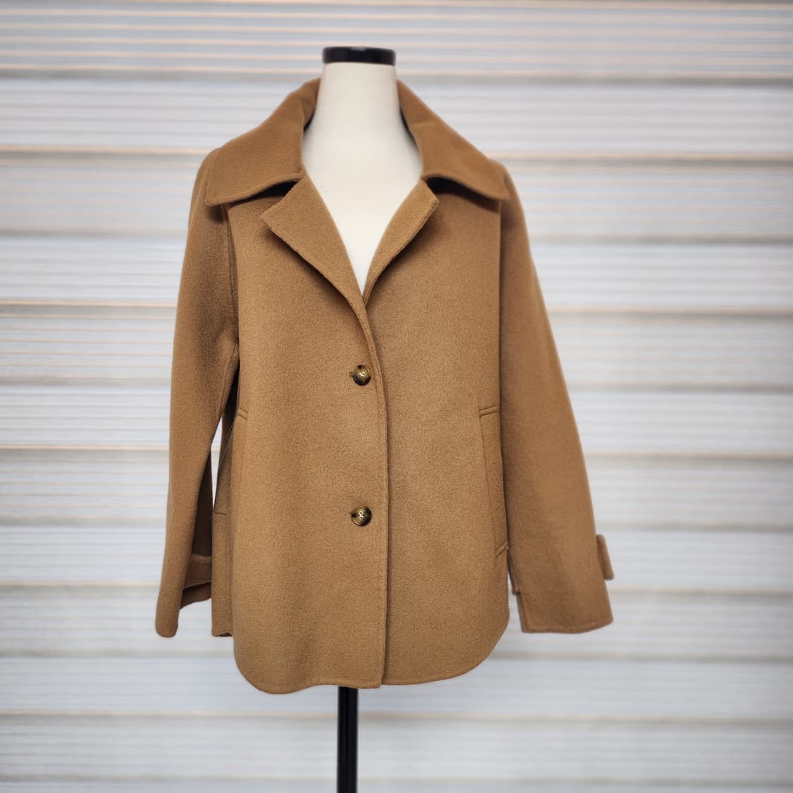 《새상품》카멜색상 울 코트 상품이미지1