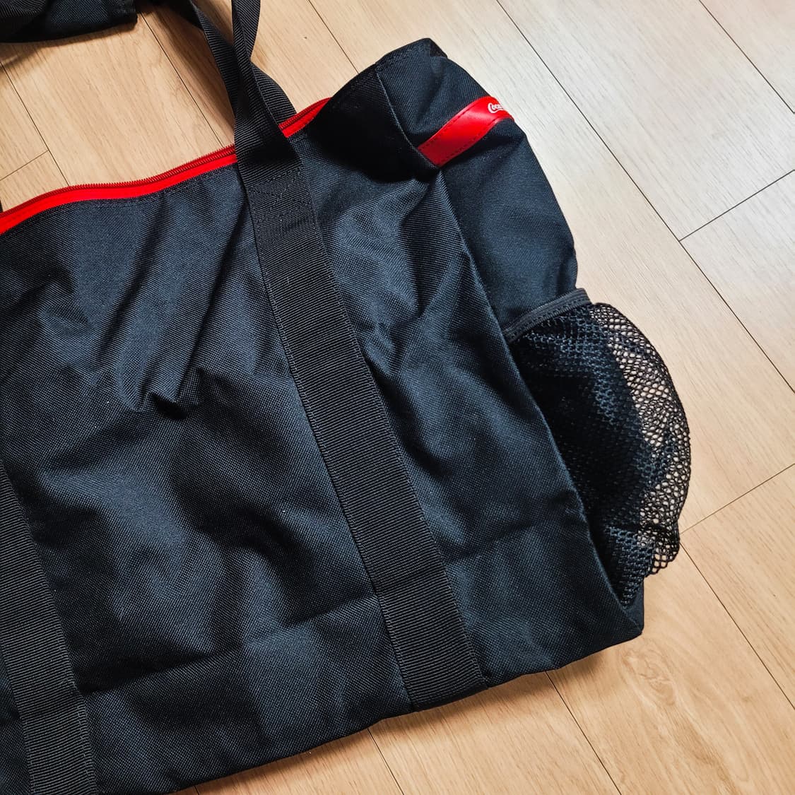 새상품)코카콜라 블랙 토트백 상품이미지1