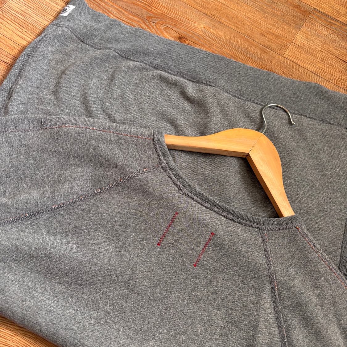 레이닝 챔프 맨투맨 티셔츠 L 입체적인 디테일 캐니다 상품이미지5