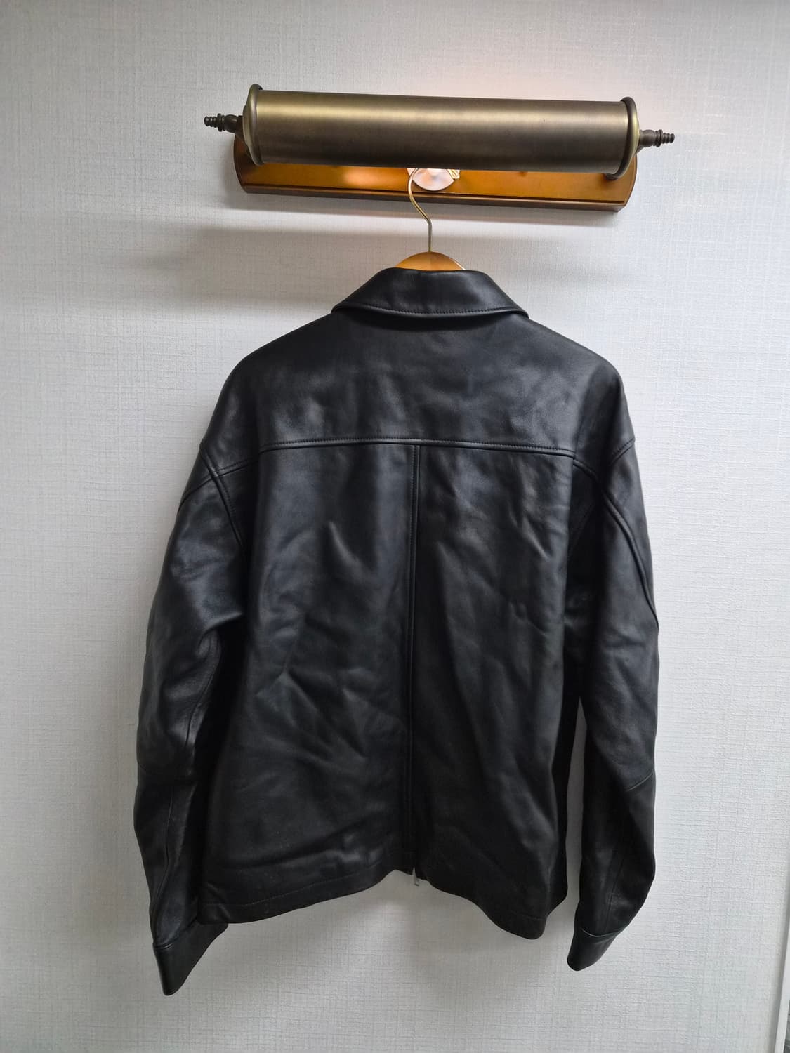 L/110) 비바스튜디오 싱글 레더자켓 팝니다 상품이미지2