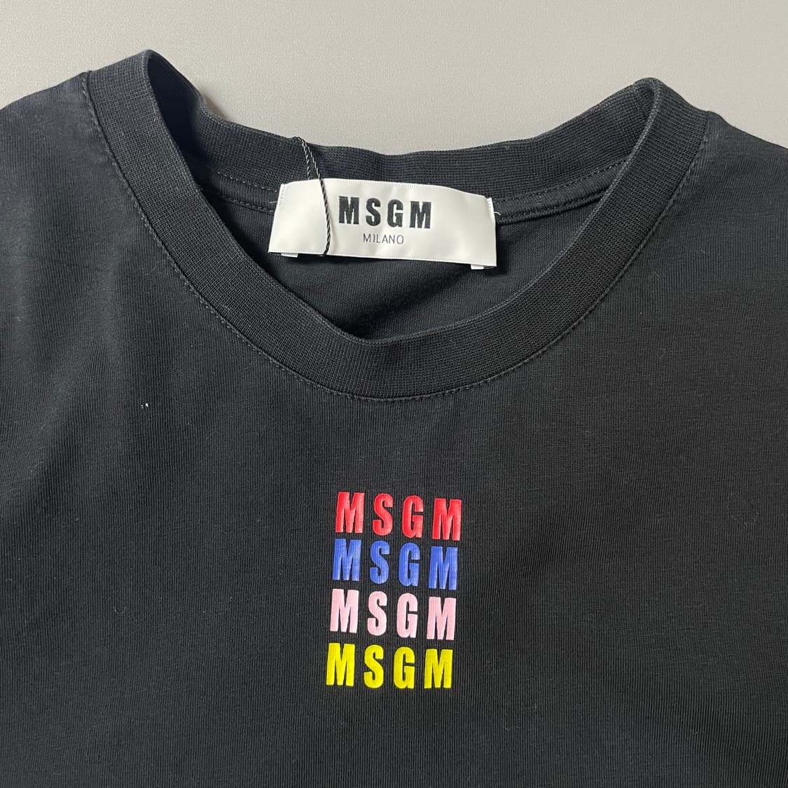 MSGM 멀티컬러 스퀘어로고 블랙 반팔 티셔츠 XS 상품이미지4