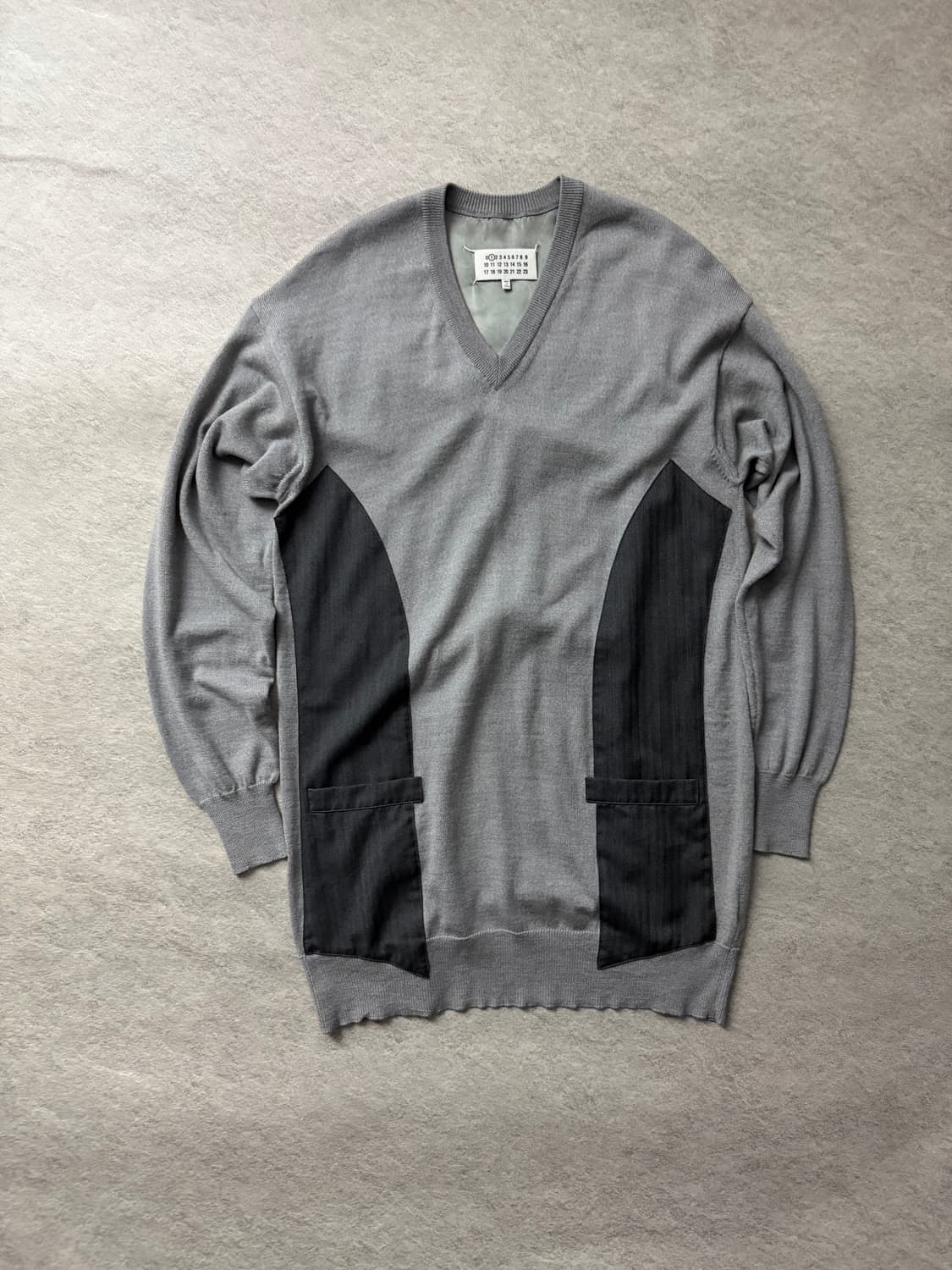 마르지엘라 브이넥 드레스 상품이미지1