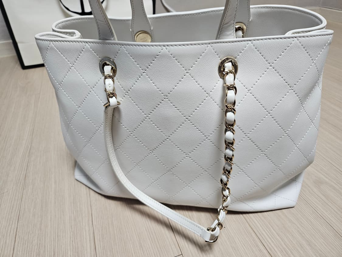 샤넬 퀠팅 시즌백 상품이미지3