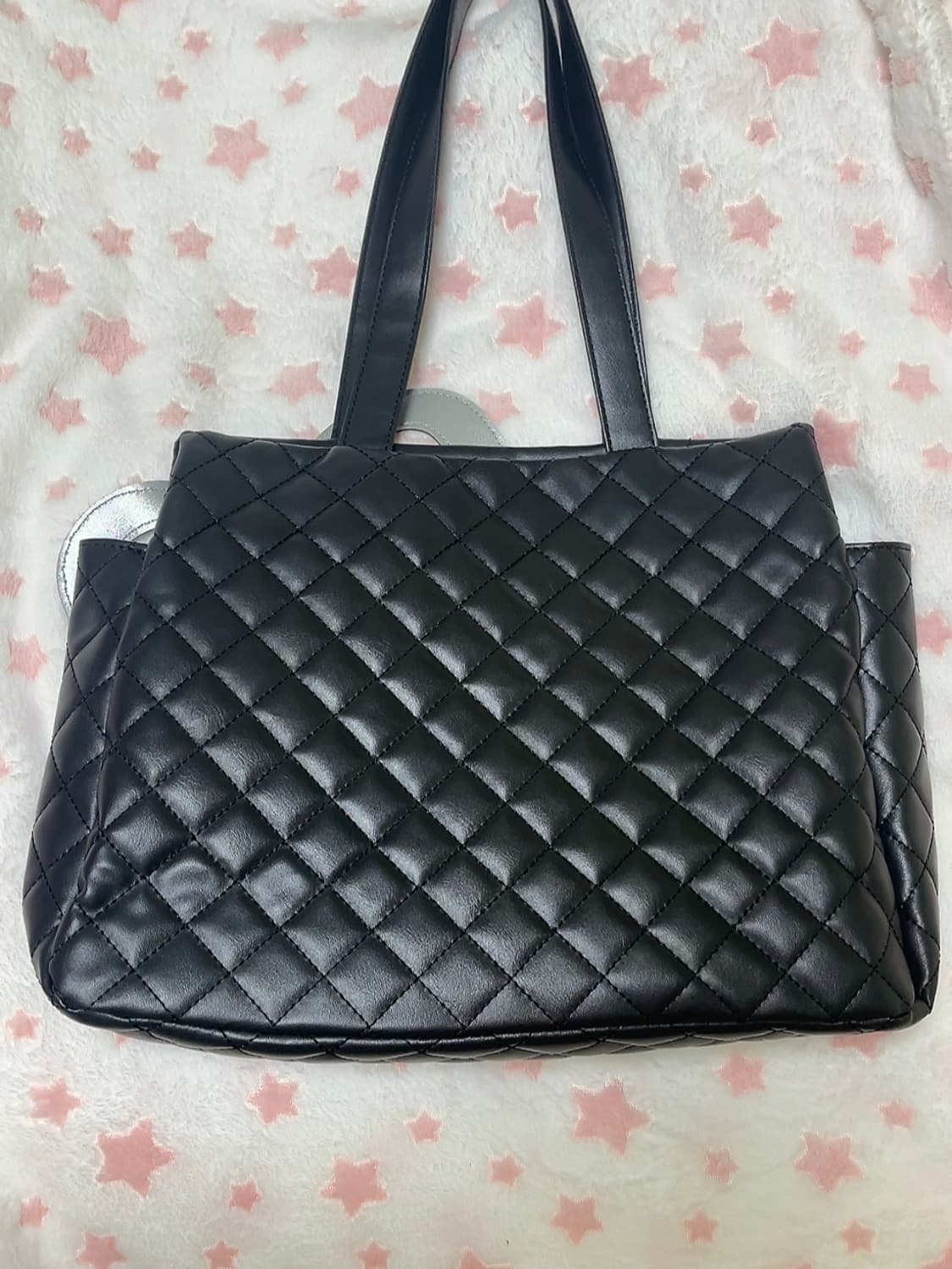 블랙 헬로키티 퀼팅 숄더백  상품이미지2