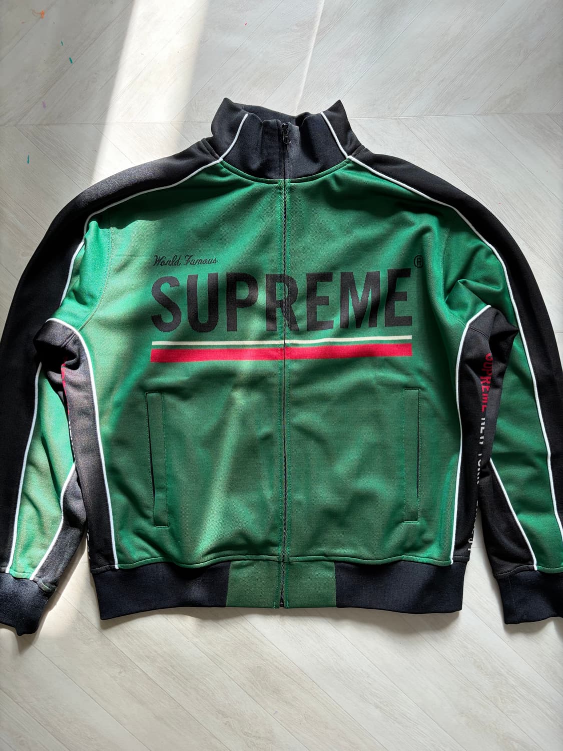 Supreme wolrd famous jacquard tracktop 상품이미지2