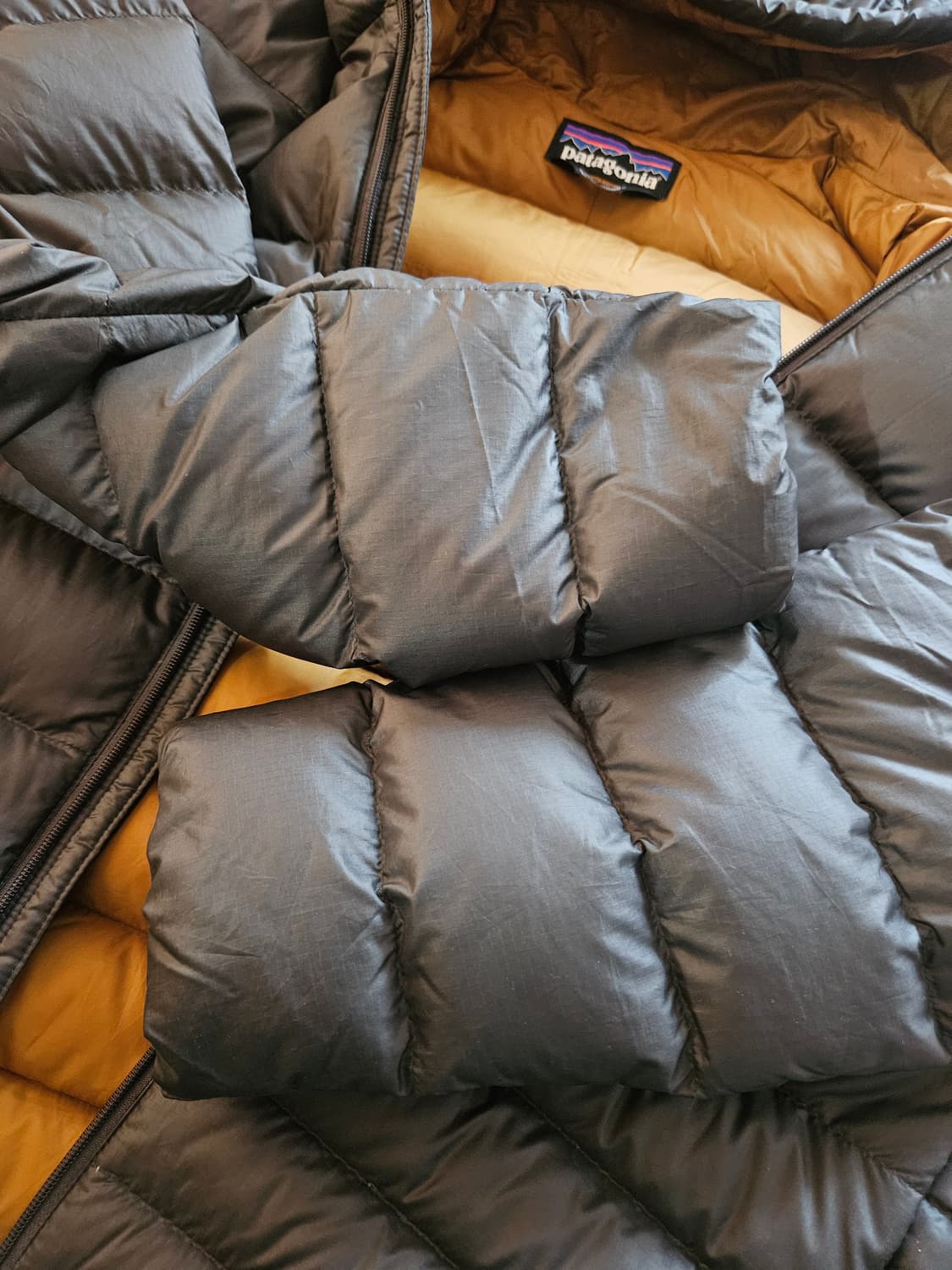 파타고니아 다운 스웨터 후디 후드 경량 패딩 s 100 상품이미지5