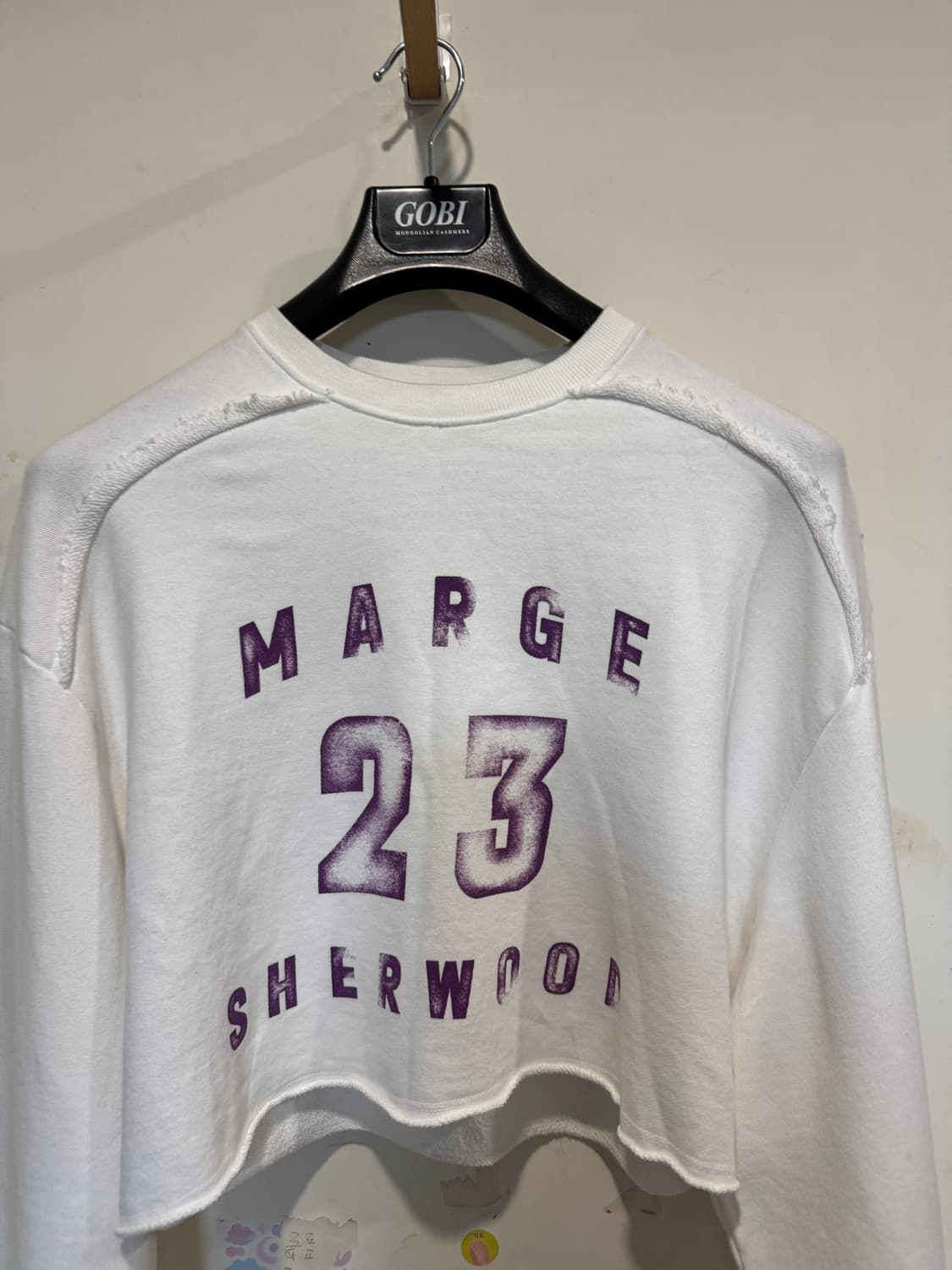 새상품 마지셔우드 크롭 스웻셔츠 상품이미지4