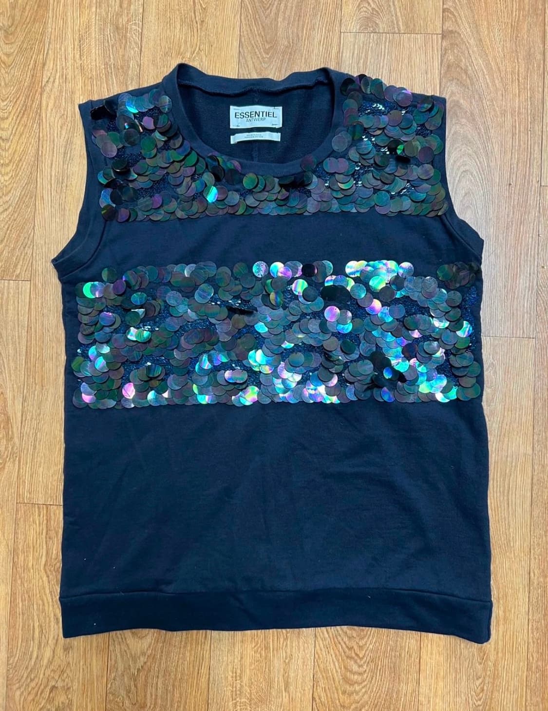 에센셜 앤트워프 슬리브리스 상품이미지1