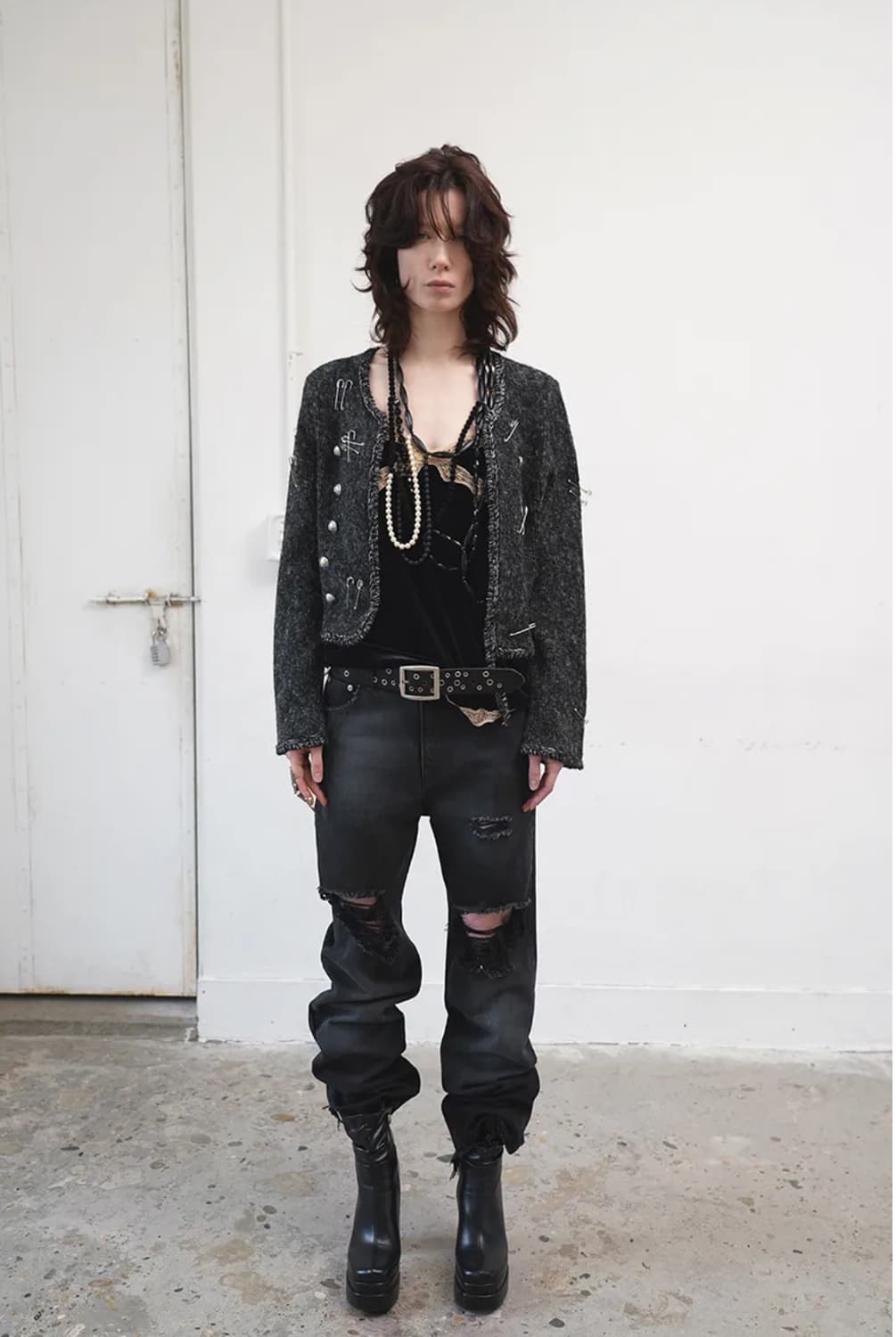 [Dared] CREST DOUBLE BUTTONKNIT CARDIGAN 상품이미지2