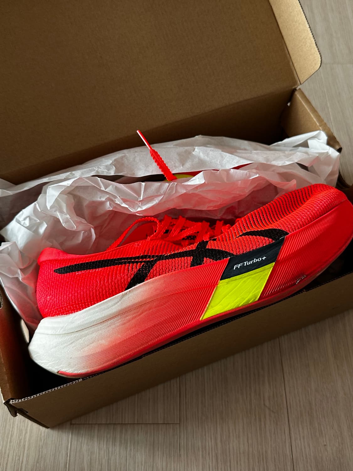 아식스 메타스피드 스카이 파리 런닝화 250 선라이즈레드/블랙 상품이미지1