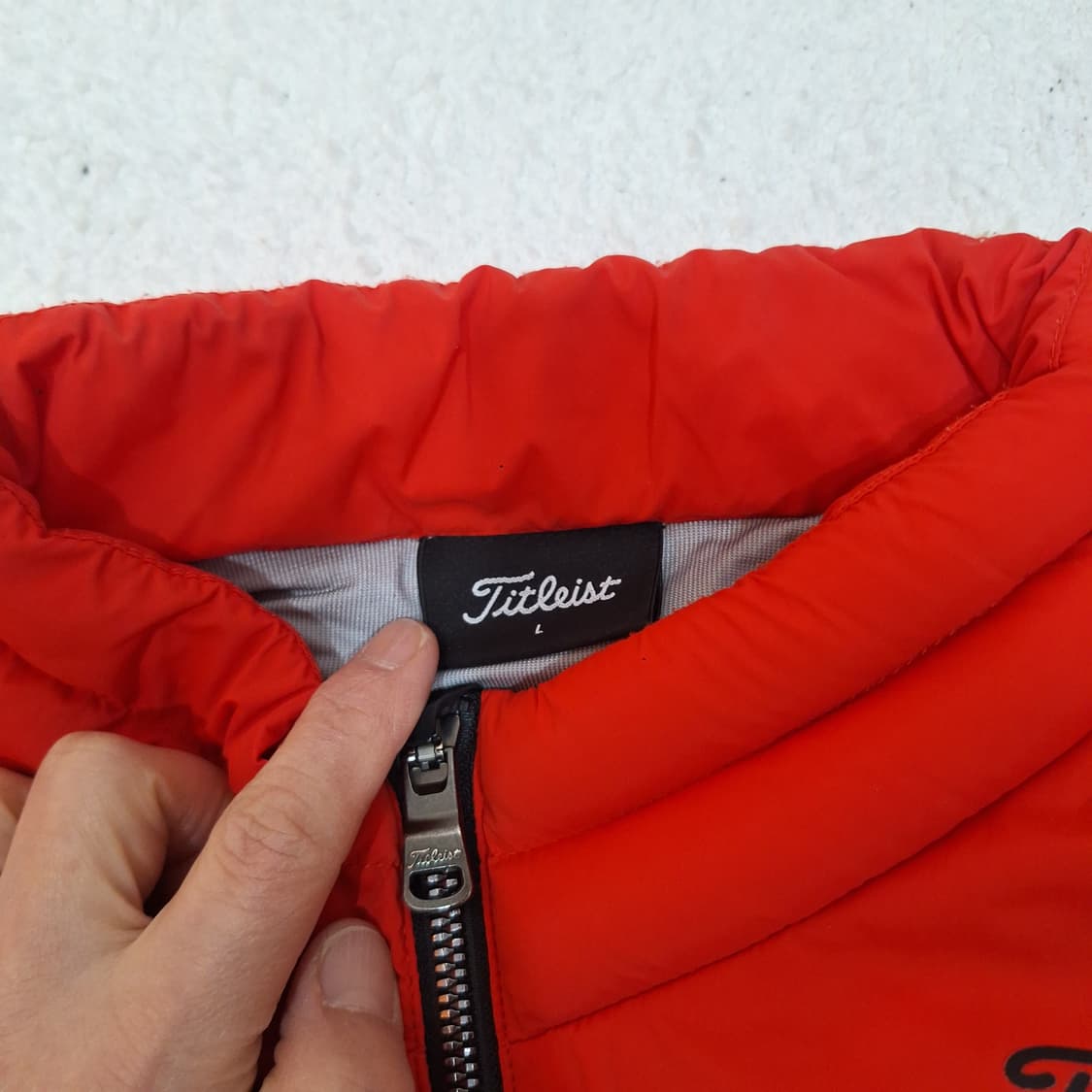 타이틀리스트  경량패딩L 상품이미지2