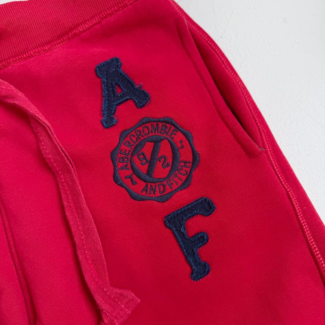 아베크롬비 Y2K 아치로고 트랙팬츠 레드 상품이미지3