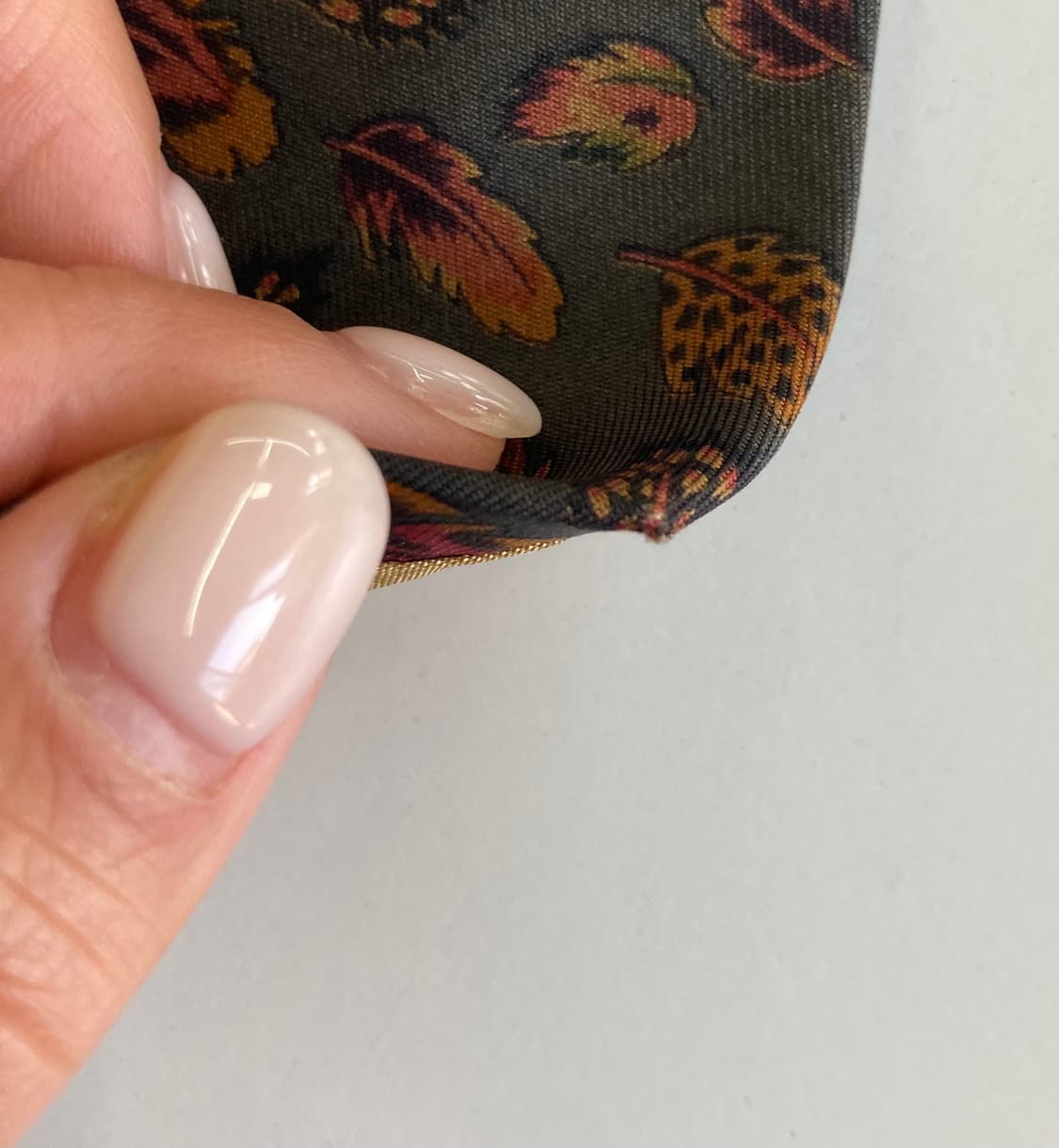 입생로랑 넥타이 상품이미지8