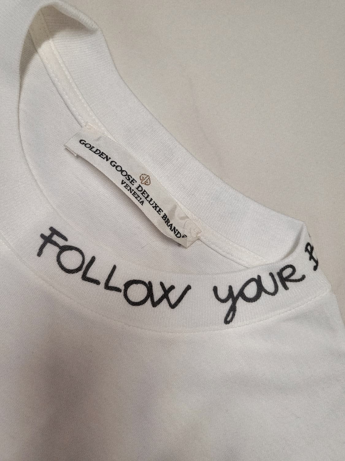 골든구스 Follow Your Butterflies 티셔츠 상품이미지2