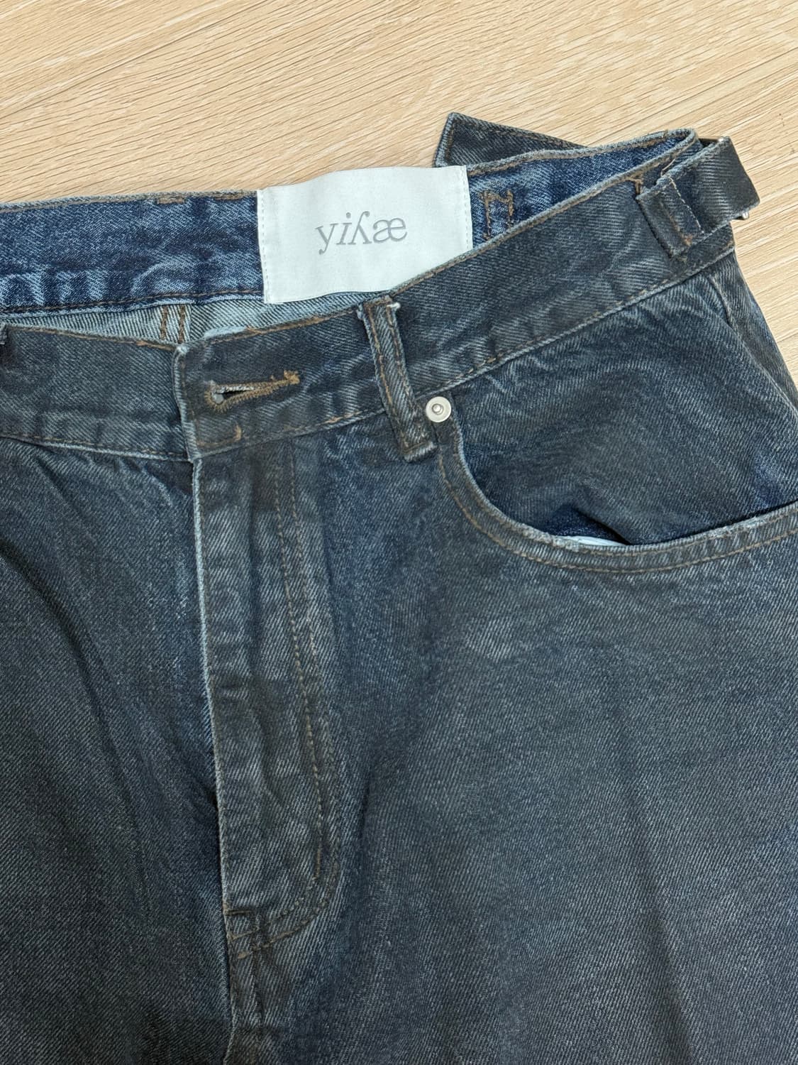 이예 yiyae 워싱 왁싱 데님 팬츠 상품이미지4