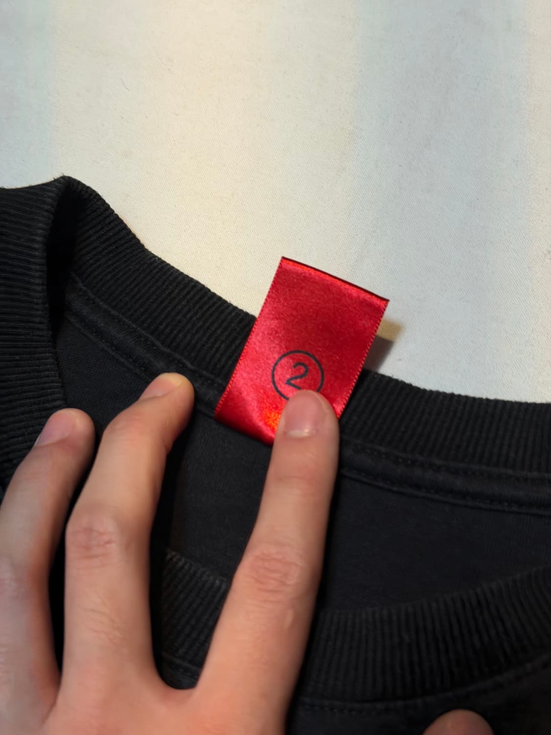 바이더알 크롬깔 스컬 프린팅 티셔츠 블랙 상품이미지5