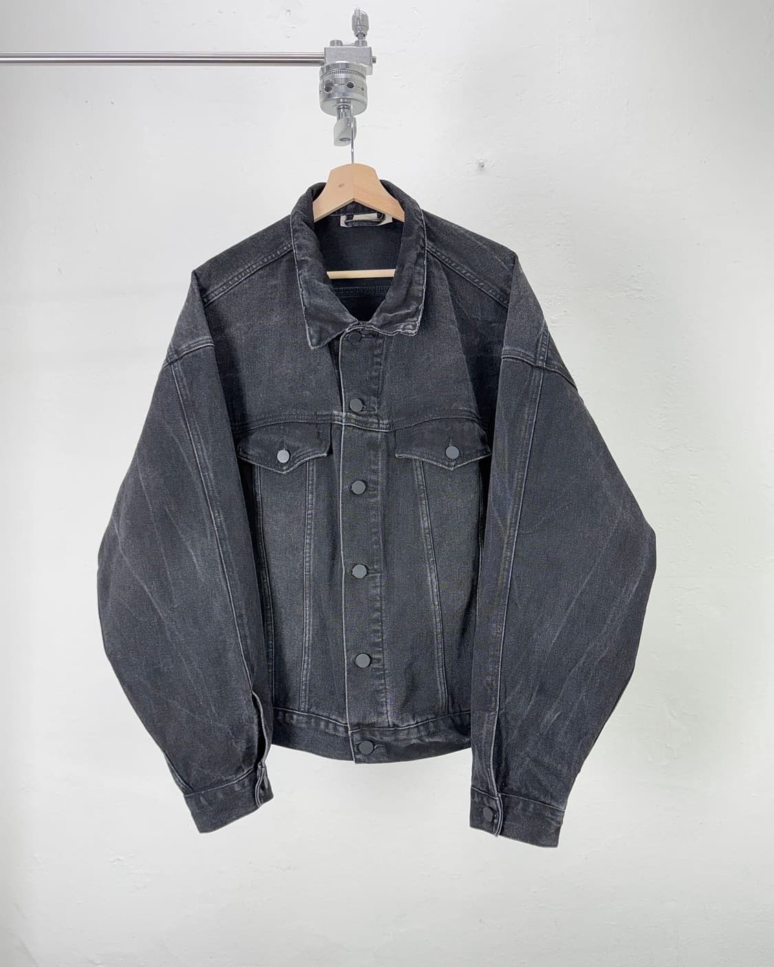 피어 오브 갓 23ss 더 블랙 컬렉션 데님 자켓 블랙 상품이미지1