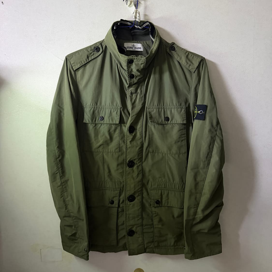 스톤아일랜드 마이크로랩스 야상 카키 95 (95-100) 상품이미지2