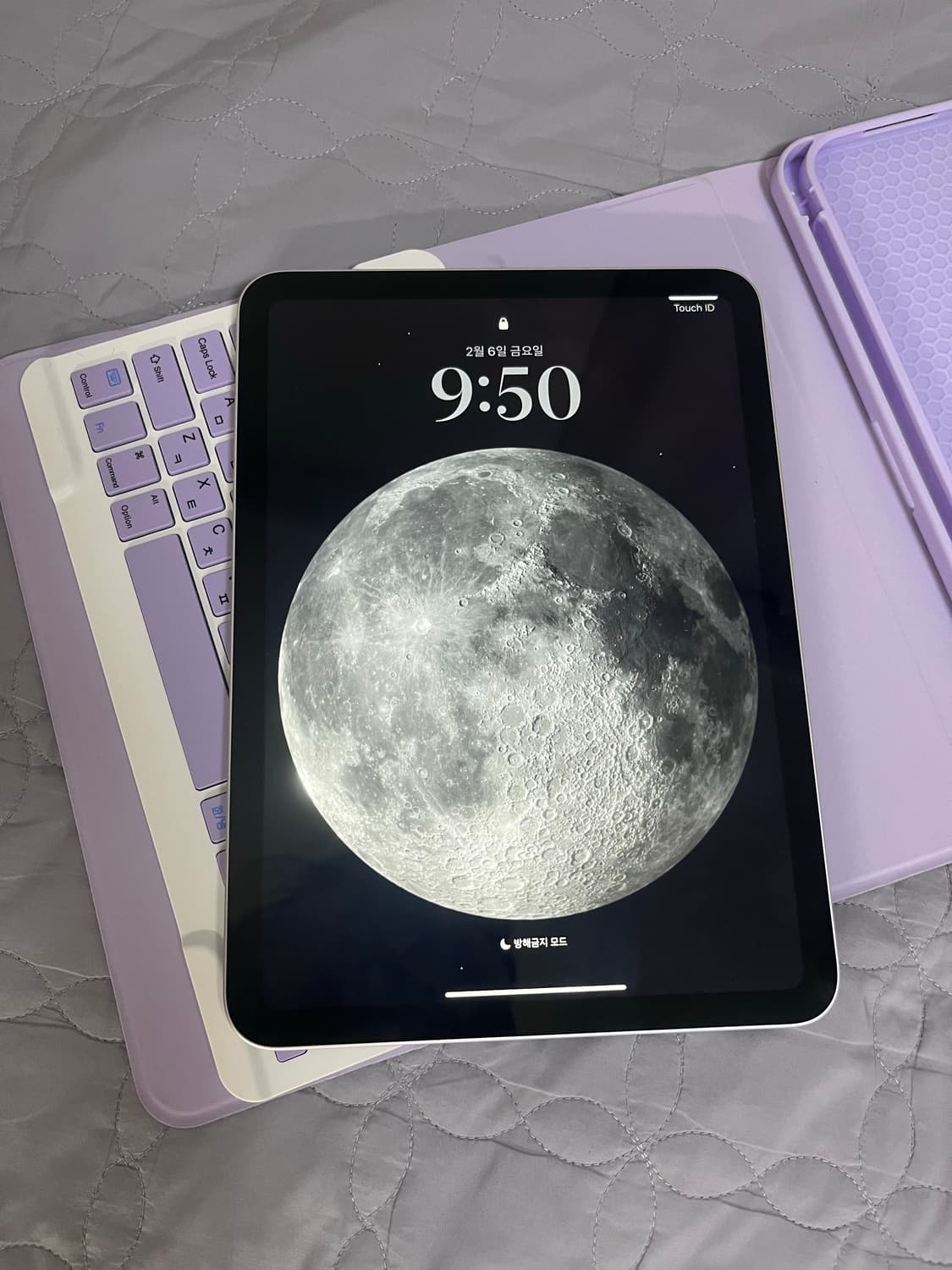 한지 한달된 Ss급 아이패드 10세대 팔아요(풀세트) 상품이미지2