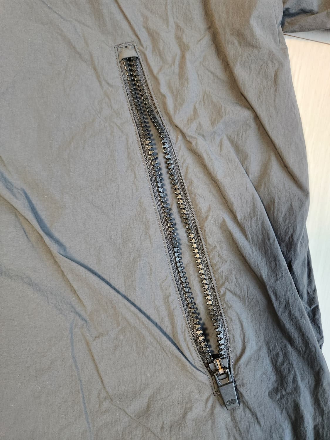 새상품급)아이더 고어택스 윈드스토퍼 우븐 반집업 아노락 사이즈xxl

오 상품이미지4