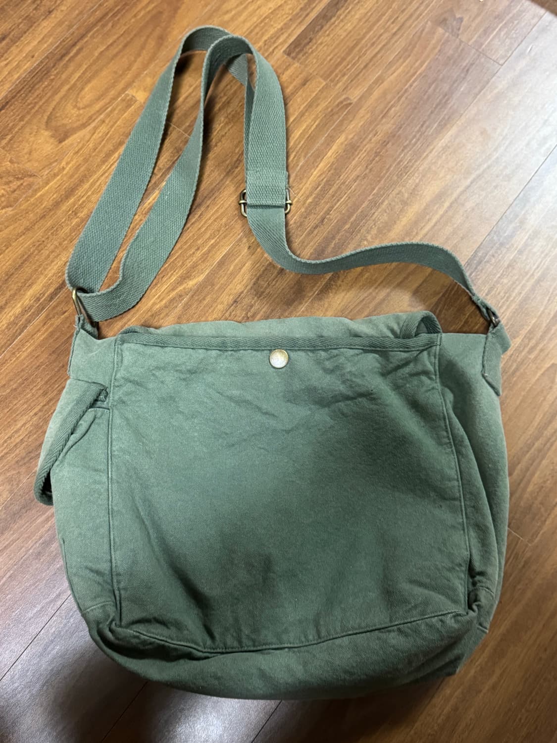 Ofr paris 메신저백 카키 상품이미지4