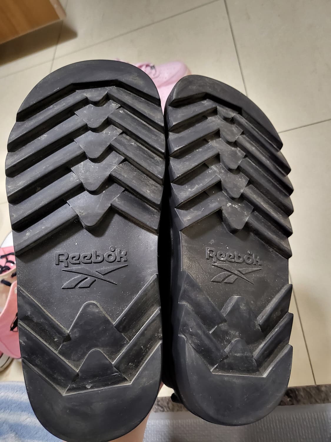 리복 x 니들스 비트닉 목 코어 블랙 익스트림 퍼플 270 상품이미지7